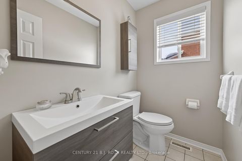 Photo 11 at 400 Cundles Road W, Northwest, Barrie