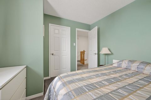 Photo 15 at 400 Cundles Road W, Northwest, Barrie