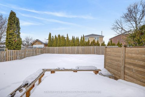 Photo 19 at 400 Cundles Road W, Northwest, Barrie