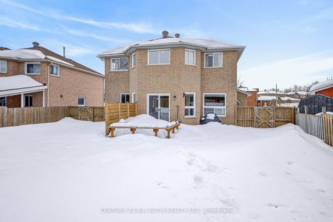 Photo 20 at 400 Cundles Road W, Northwest, Barrie
