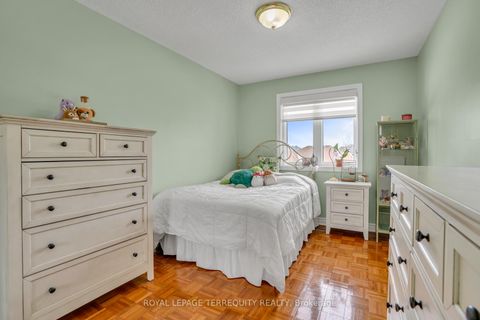 Photo 16 at 55 Grampian Avenue, Maple, Vaughan