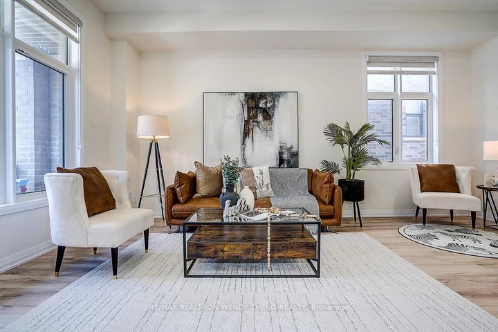 Photo 8 at 14 Kahshe Lane, Rural Richmond Hill, Richmond Hill