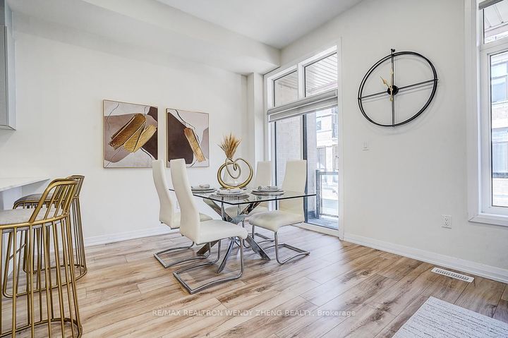 Photo 13 at 14 Kahshe Lane, Rural Richmond Hill, Richmond Hill