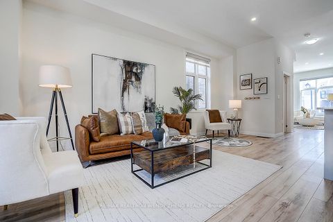 Photo 9 at 14 Kahshe Lane, Rural Richmond Hill, Richmond Hill