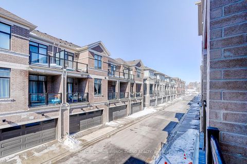 Photo 21 at 14 Kahshe Lane, Rural Richmond Hill, Richmond Hill