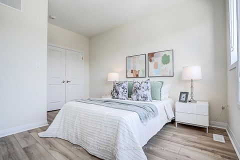 Photo 35 at 14 Kahshe Lane, Rural Richmond Hill, Richmond Hill