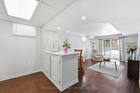 Photo 25 at 28 Glenhill Drive, Painswick South, Barrie