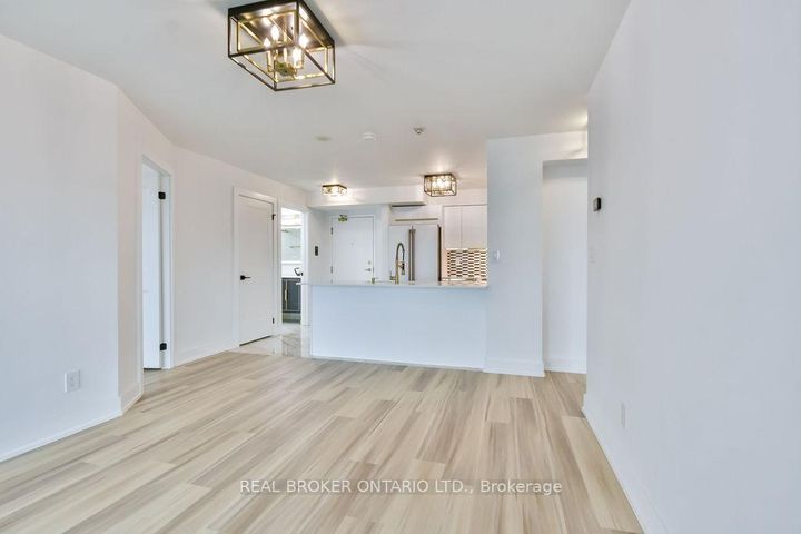 Photo 5 at 710 - 190 Manitoba Street, Mimico, Toronto