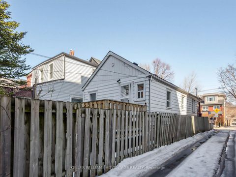 Photo 33 at 12 Hastings Avenue, South Riverdale, Toronto