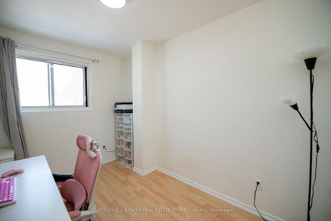 Photo 10 at 781 Sunnypoint Drive, Leslie Valley, Newmarket