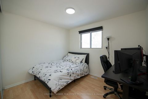 Photo 12 at 781 Sunnypoint Drive, Leslie Valley, Newmarket