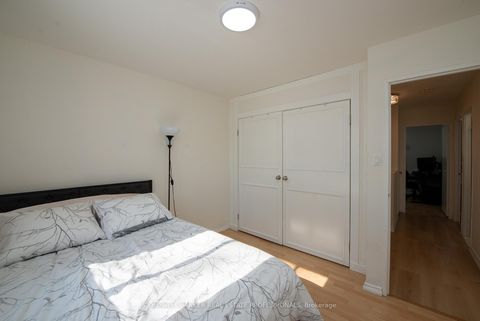 Photo 18 at 781 Sunnypoint Drive, Leslie Valley, Newmarket