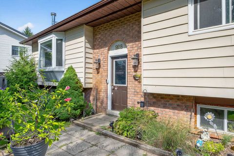 Photo 2 at 928 Blackwoods Avenue, Alcona, Innisfil