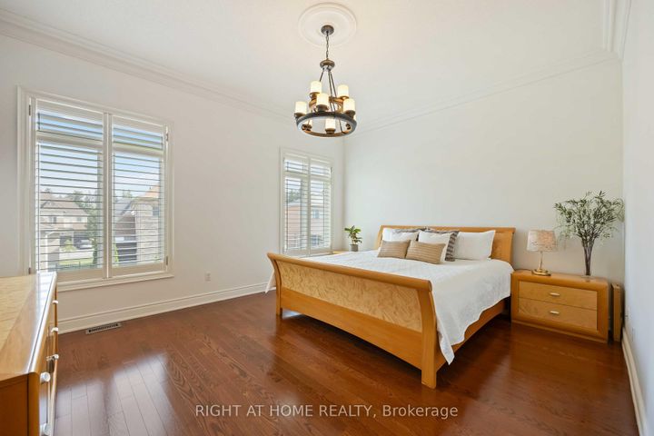 Photo 17 at 6 Sachet Drive, Oak Ridges Lake Wilcox, Richmond Hill