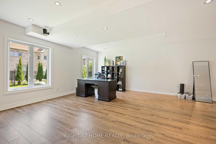 Photo 25 at 6 Sachet Drive, Oak Ridges Lake Wilcox, Richmond Hill