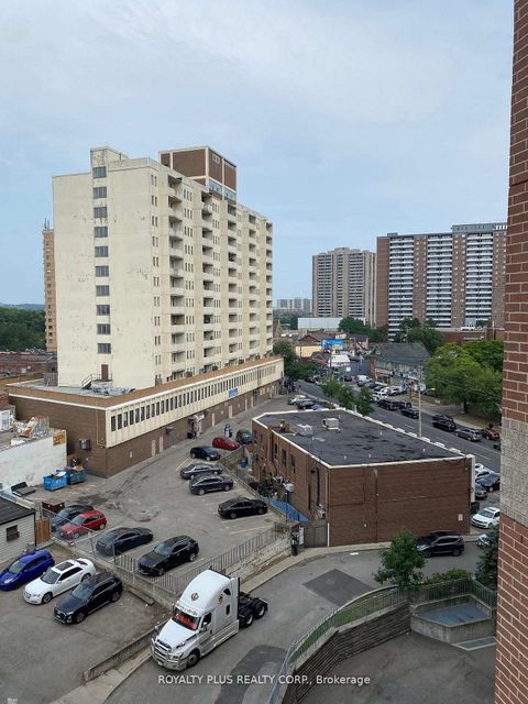 Photo 16 at 812 - 2088 Lawrence Avenue W, Weston, Toronto