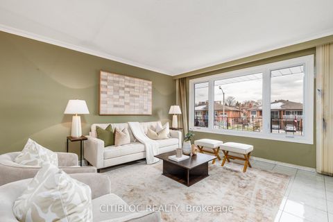 Photo 12 at 62 Paradelle Crescent, Jane Heights, Toronto