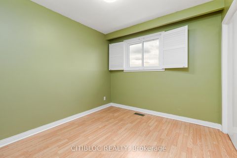 Photo 19 at 62 Paradelle Crescent, Jane Heights, Toronto