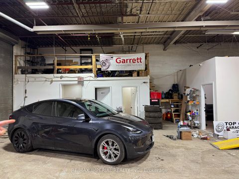 Photo 2 at 2 - 145 Nantucket Boulevard, Bendale, Toronto