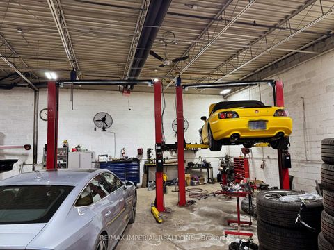 Photo 6 at 2 - 145 Nantucket Boulevard, Bendale, Toronto