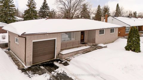 Photo 34 at 19 Steel Street, Codrington, Barrie