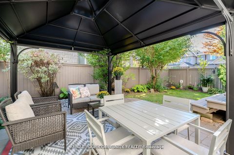 Photo 13 at 7 Sequin Drive, Jefferson, Richmond Hill