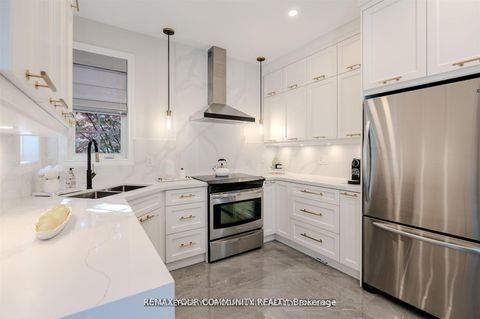 Photo 25 at 7 Sequin Drive, Jefferson, Richmond Hill