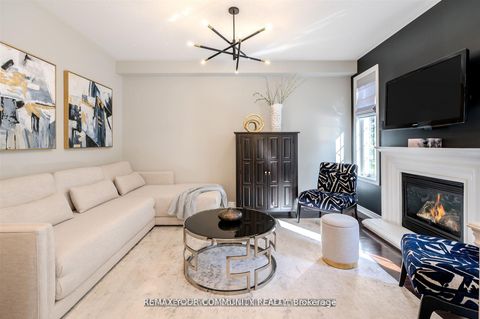 Photo 29 at 7 Sequin Drive, Jefferson, Richmond Hill