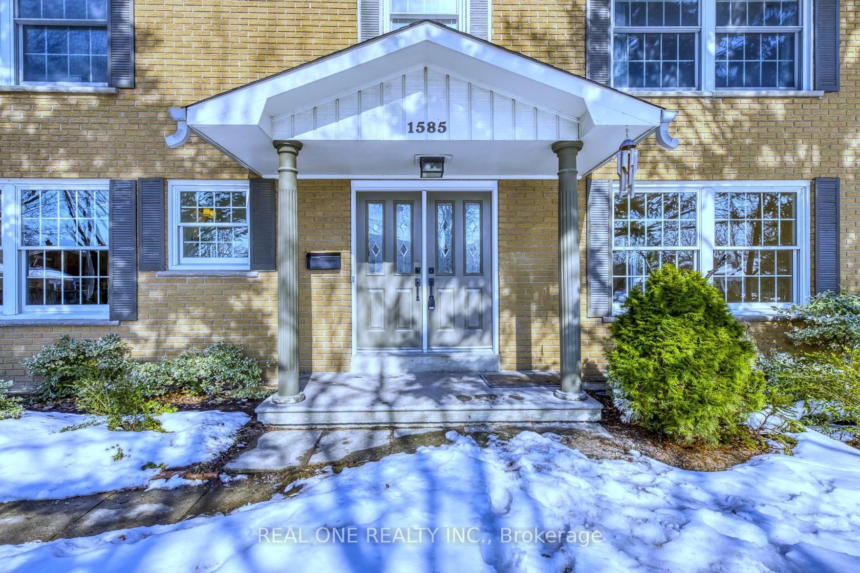 1585 Crombie Road, Lorne Park, Mississauga 