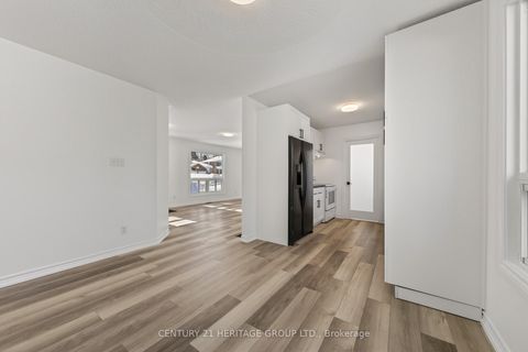 Photo 19 at 854 9th Line, Alcona, Innisfil