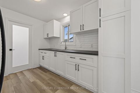 Photo 21 at 854 9th Line, Alcona, Innisfil