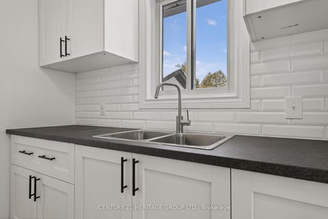 Photo 22 at 854 9th Line, Alcona, Innisfil