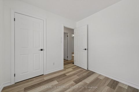 Photo 32 at 854 9th Line, Alcona, Innisfil