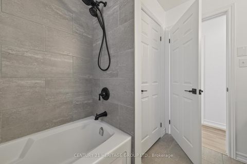 Photo 34 at 854 9th Line, Alcona, Innisfil