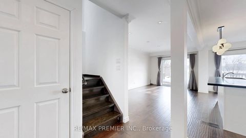 Photo 19 at 742 Beman Drive, Leslie Valley, Newmarket