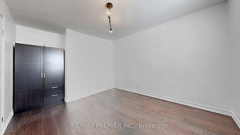 Photo 27 at 742 Beman Drive, Leslie Valley, Newmarket