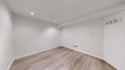 Photo 42 at 742 Beman Drive, Leslie Valley, Newmarket