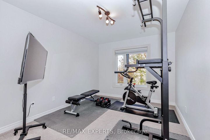 Photo 29 at 193 Fairlane Crescent, Vellore Village, Vaughan