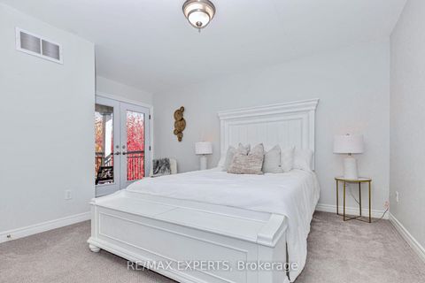 Photo 25 at 193 Fairlane Crescent, Vellore Village, Vaughan