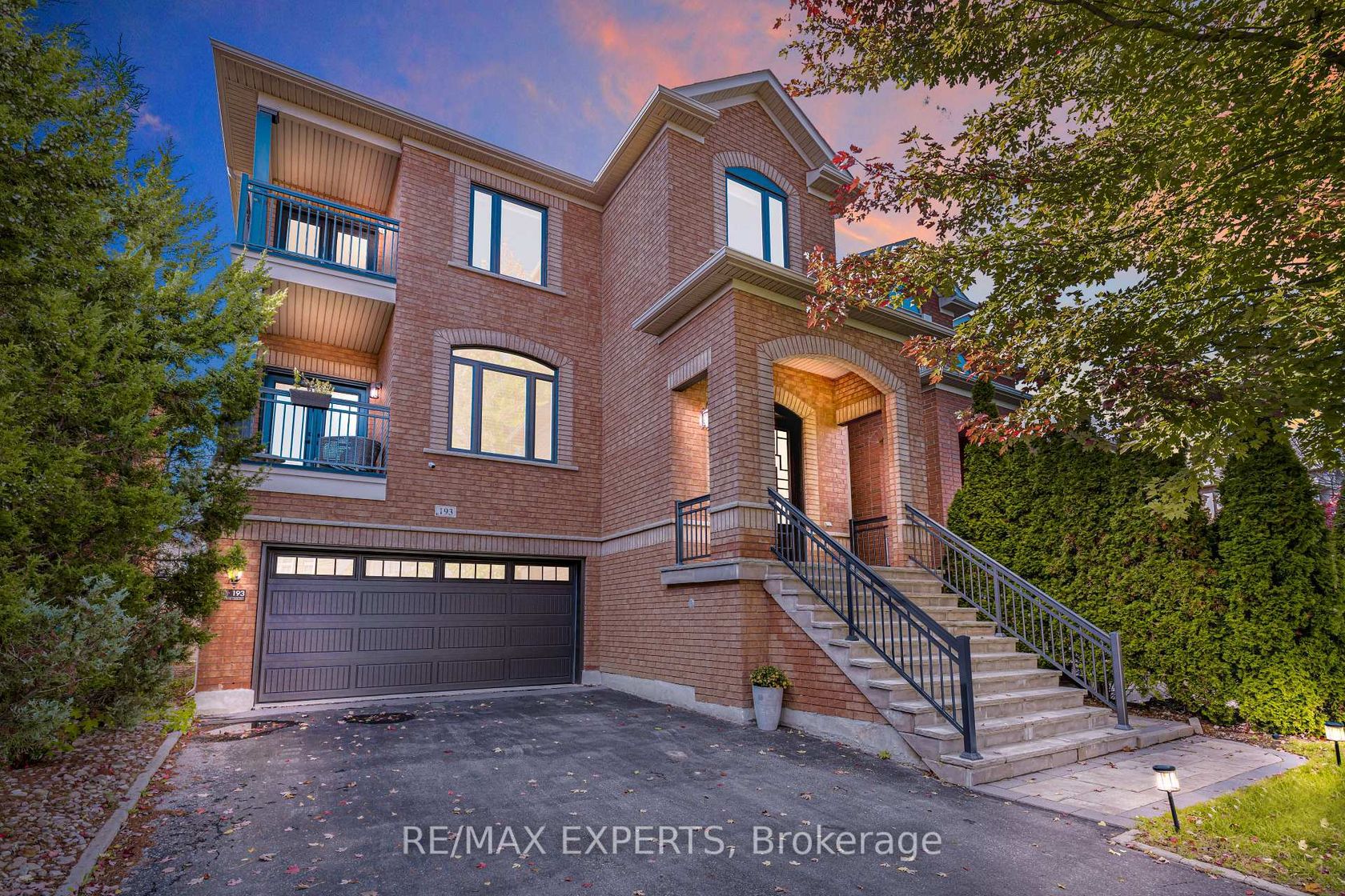 193 Fairlane Crescent, Vellore Village, Vaughan photo number 2