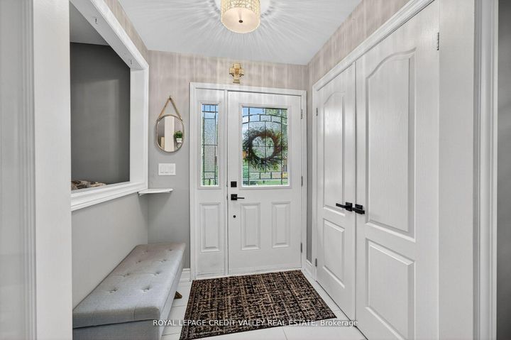 Photo 7 at 24 Willis Drive, Brampton East, Brampton