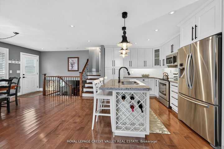 Photo 13 at 24 Willis Drive, Brampton East, Brampton