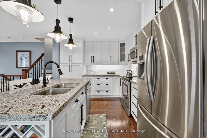 Photo 16 at 24 Willis Drive, Brampton East, Brampton