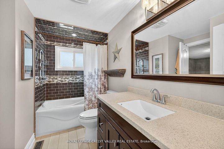 Photo 20 at 24 Willis Drive, Brampton East, Brampton