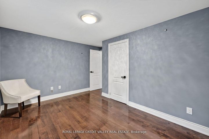 Photo 25 at 24 Willis Drive, Brampton East, Brampton