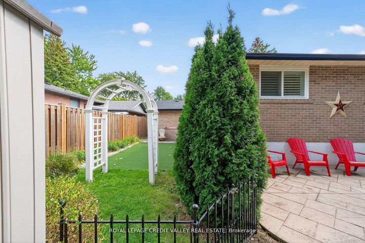 Photo 46 at 24 Willis Drive, Brampton East, Brampton