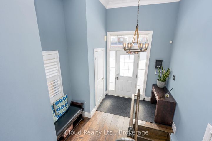 Photo 2 at 3 Wildflower Lane, Georgetown, Halton Hills