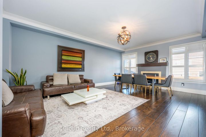 Photo 4 at 3 Wildflower Lane, Georgetown, Halton Hills