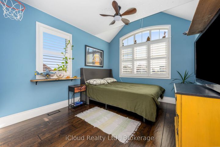 Photo 17 at 3 Wildflower Lane, Georgetown, Halton Hills