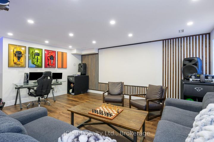 Photo 20 at 3 Wildflower Lane, Georgetown, Halton Hills